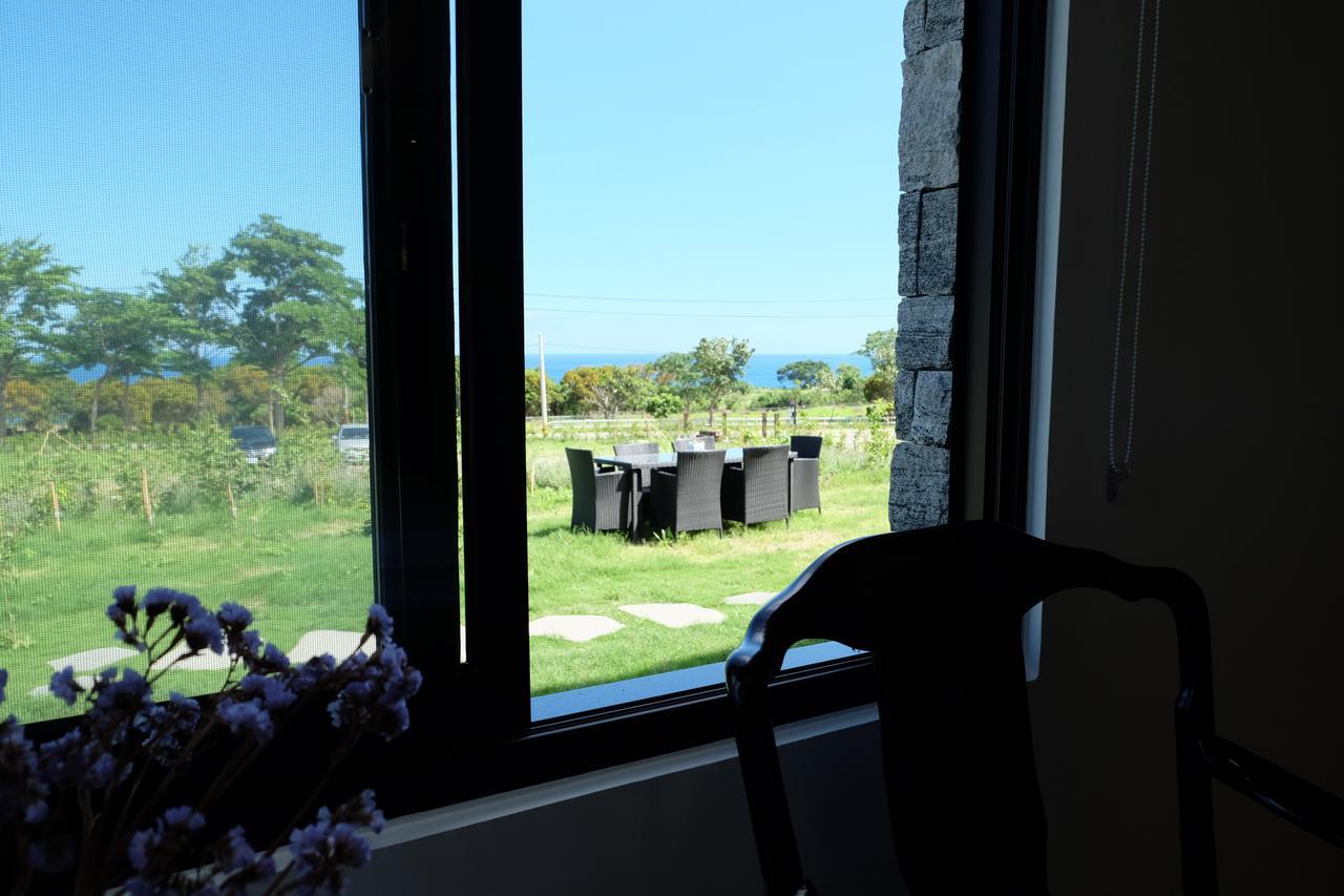 Moonlit Seaview Homestay Tungho Kültér fotó